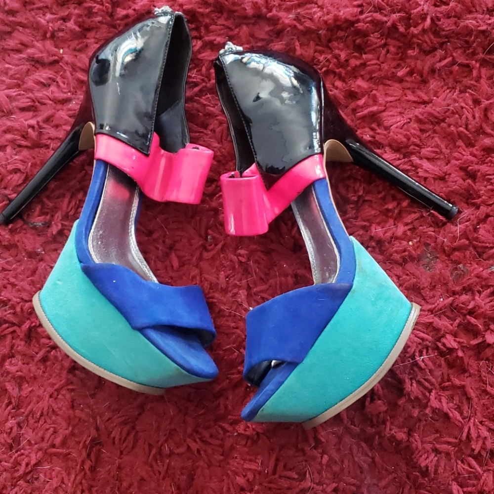 Shoes